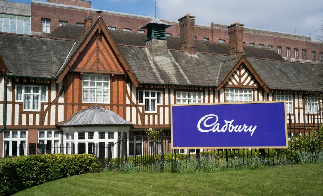 Entrada a la fÃ¡brica de Cadbury, en Bournville, ciudad fundada por la empresa a finales del siglo XIX