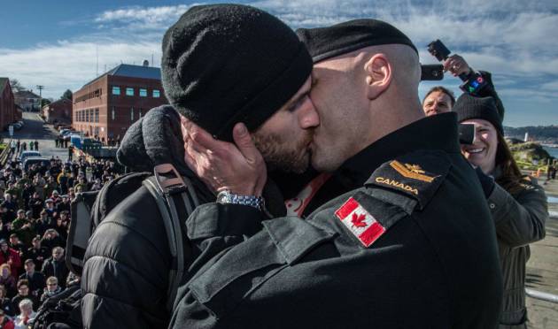 Una de las fotos más compartidas en Twitter es de Brent Kenny, de la agencia Reuters, tomada en 2016