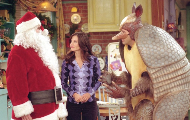 Uno de los capítulos navideños de 'Friends'. Puedes disfrutar de estos episodios aunque seas más del Armadillo Navideño que de Papá Noel. 